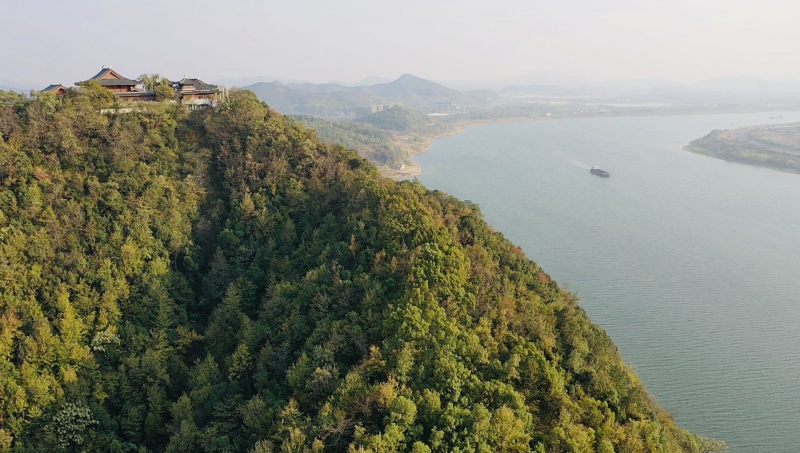 湖湘文化“心忧天下”的家国担当、艰苦踔厉的“霸蛮”精神,流布于三湘大地的奇绝山水与人文胜迹之中。均为长沙晚报通讯员供图 湖湘文化“心忧天下”的家国担当、艰苦踔厉的“霸蛮”精神,流布于三湘大地的奇绝山水与人文胜迹之中。均为长沙晚报通讯员供图