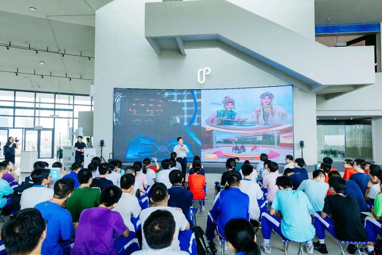 互动.jpg 互动.jpg